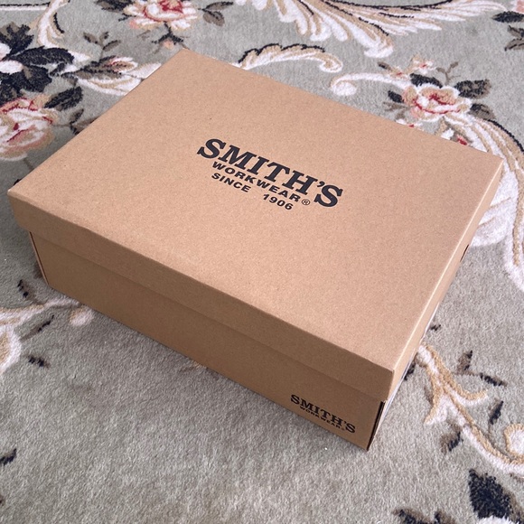 Smith’s hiking sneakers - Picture 14 of 15